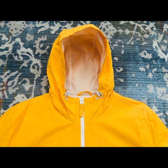 Levi's Men's Water-Resistant Hooded Rain Jacket - Picture 3 of 7